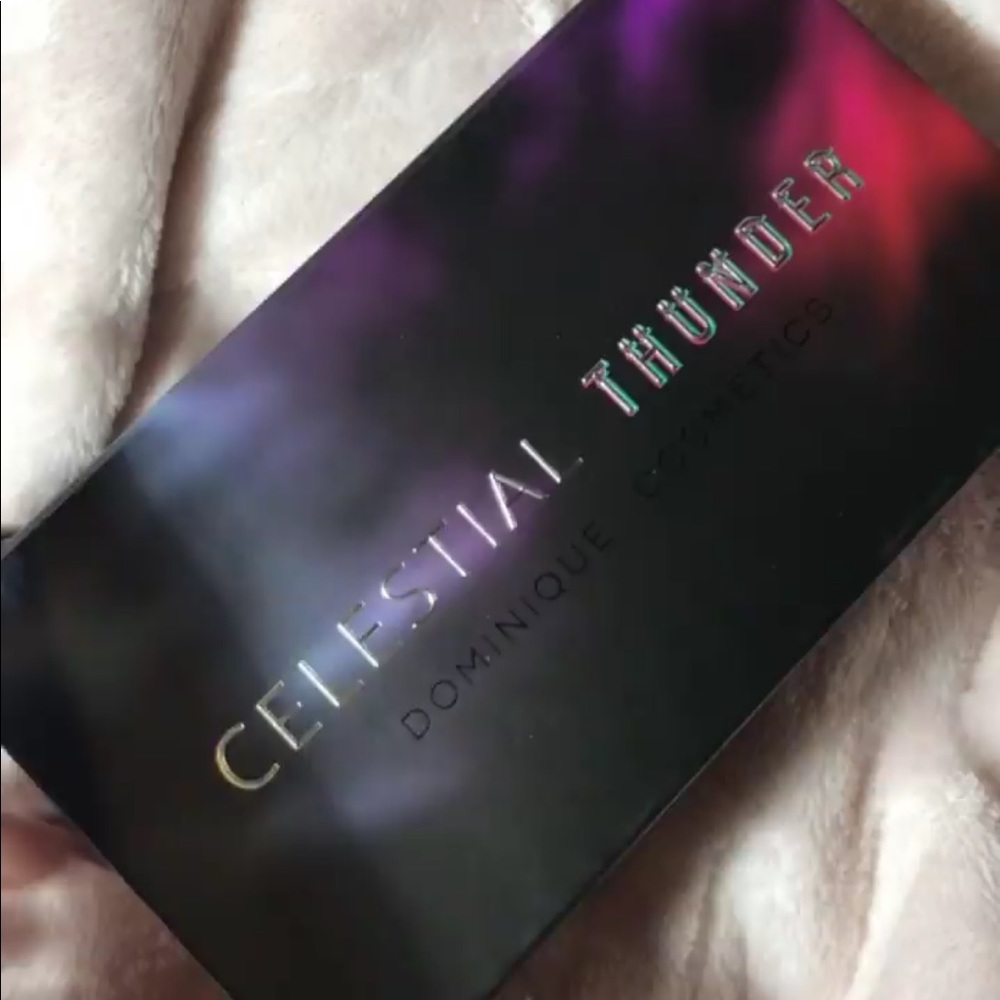 Dominique Cosmetics eyeshadow palette
